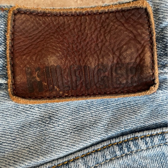 Tommy Hilfiger Premium Freedom Denim Jeans Relaxed/Straight Medium Wash 31x30 - Picture 9 of 12